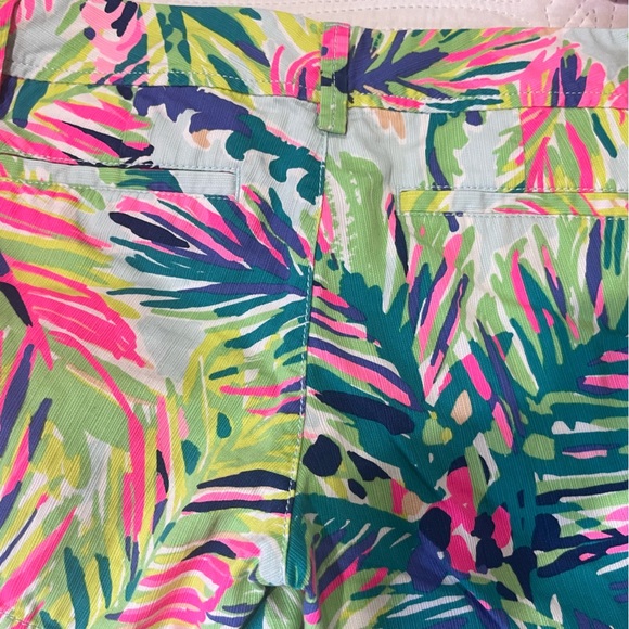 Lilly Pulitzer Callahan Short in Amelia island size 4 summer beach - Picture 2 of 4